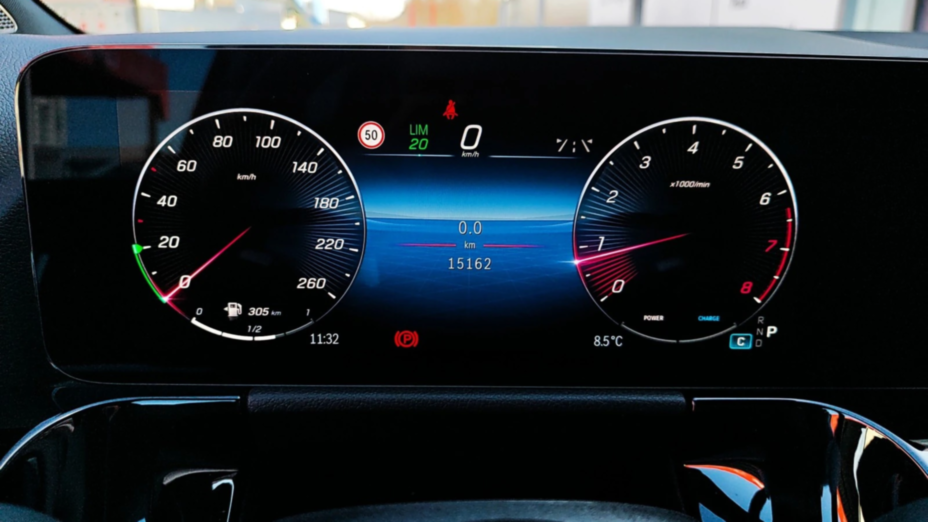 MERCEDES-BENZ B Klasa B 220 4-Matic mHEV AMG Line 8G-DCT