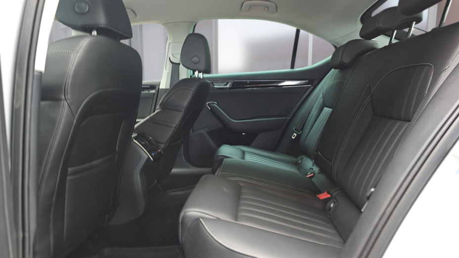 SKODA Superb Superb 2.0 TDI SCR 4x4 L&K DSG