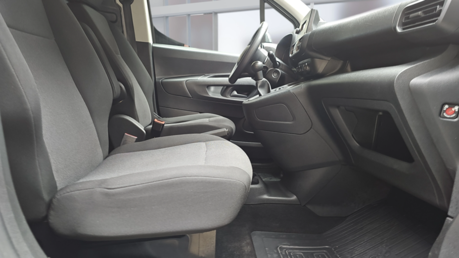 TOYOTA Proace City Proace City 1.5 D-4D Standard 2,3t Active