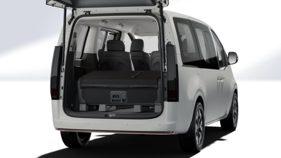 HYUNDAI Staria Staria 1.6 T-GDI HEV Luxury aut Nowy