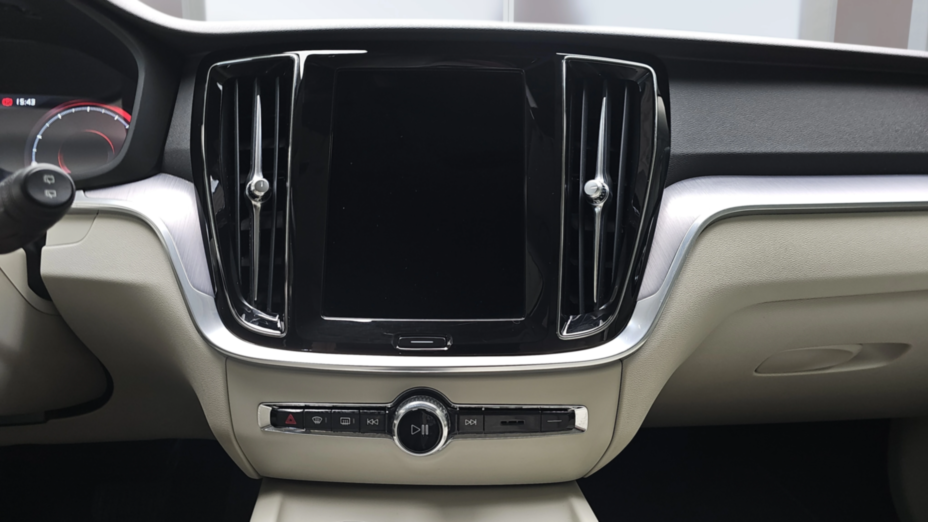 VOLVO V60 V60 B3 B Momentum Pro aut