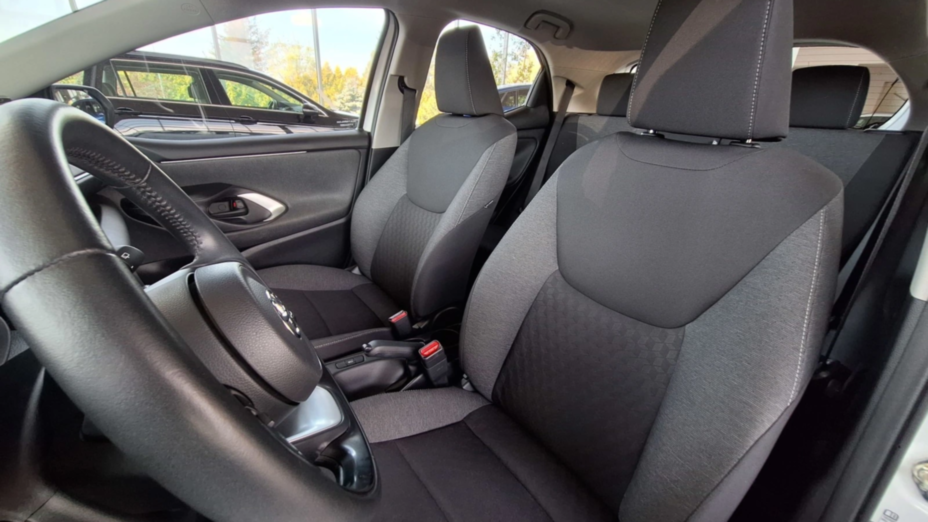 TOYOTA Yaris Yaris 1.5 Comfort