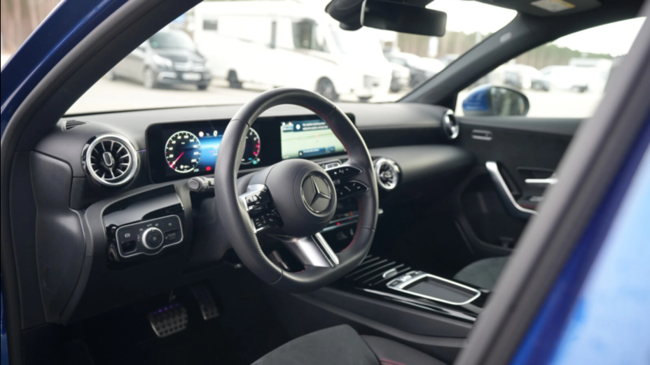 MERCEDES-BENZ A Klasa A 200 7G-DCT
