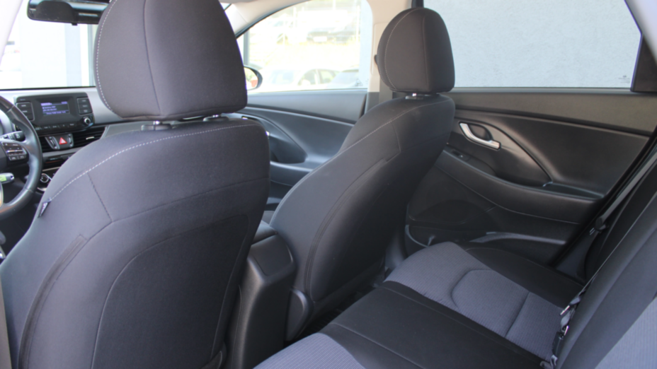 HYUNDAI i30 i30 1.5 DPI Modern