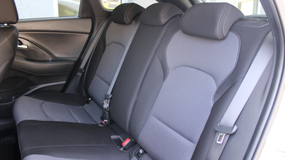 HYUNDAI i30 i30 1.5 DPI Modern