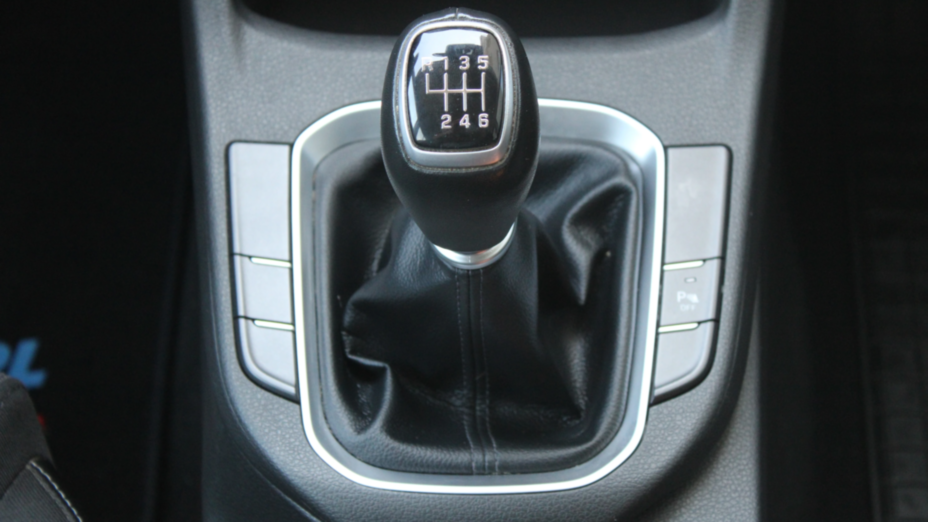 HYUNDAI i30 i30 1.5 DPI Modern