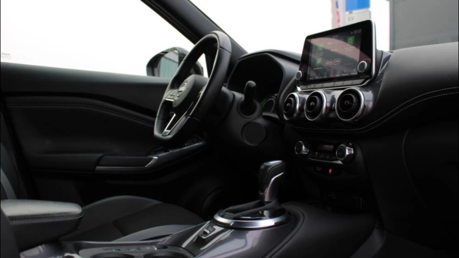 NISSAN Juke Juke 1.6 Hybrid N-Connecta AMT