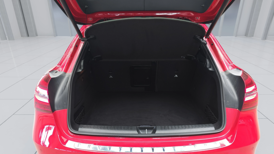 MERCEDES-BENZ GLA GLA 200 7G-DCT Urban