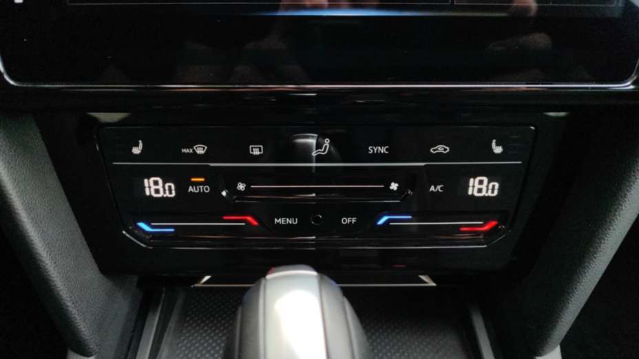 VOLKSWAGEN Arteon Arteon 2.0 TSI 4Motion R DSG