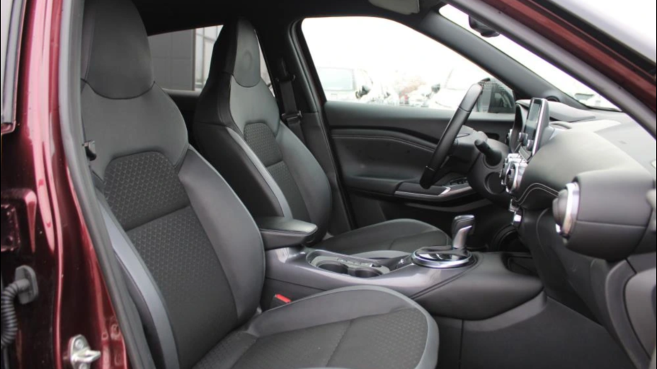 NISSAN Juke Juke 1.6 Hybrid N-Connecta AMT