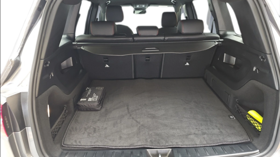 MERCEDES-BENZ GLB GLB 200 mHEV AMG Line 7G-DCT