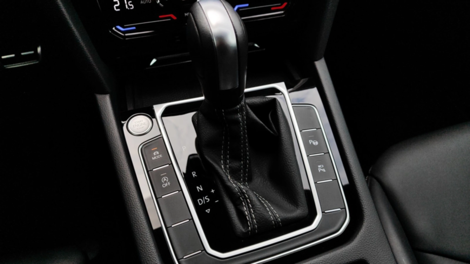 VOLKSWAGEN Arteon Arteon 2.0 TDI 4Motion R-Line DSG