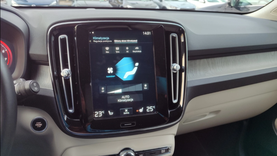 VOLVO XC40 XC40 T4 Plug-In Hybrid Inscription Expression Pro aut