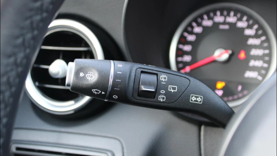 MERCEDES-BENZ C Klasa C 220 d 9G-TRONIC