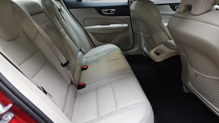 VOLVO S60 S60 B4 B Inscription aut