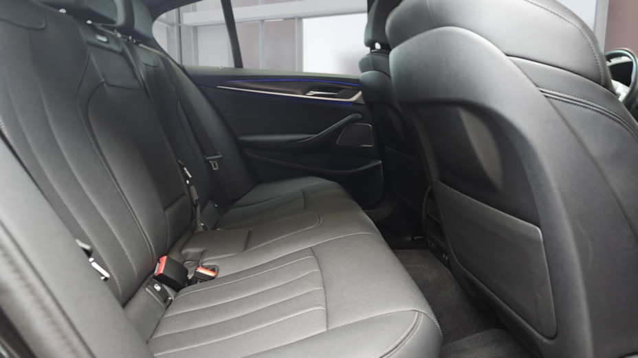 BMW Seria 5 520d xDrive mHEV M Sport sport-aut