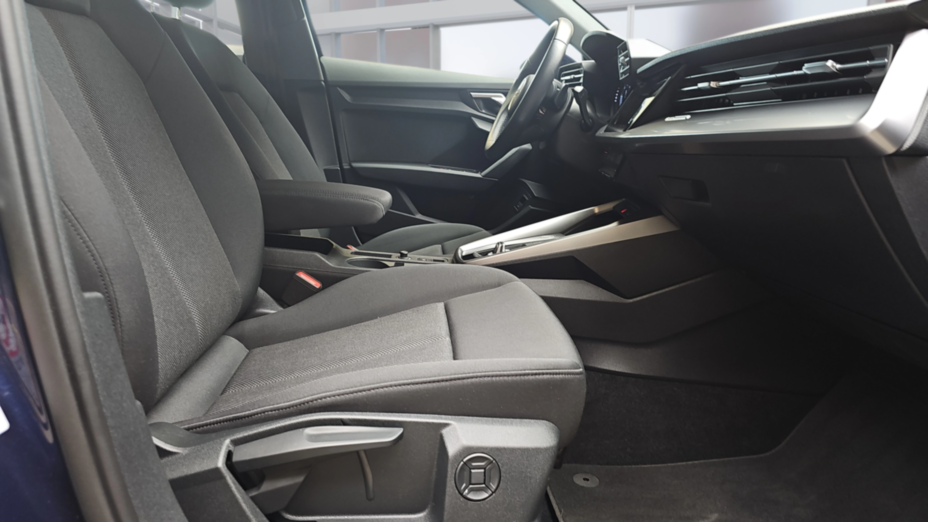 AUDI A3 A3 30 TDI S tronic