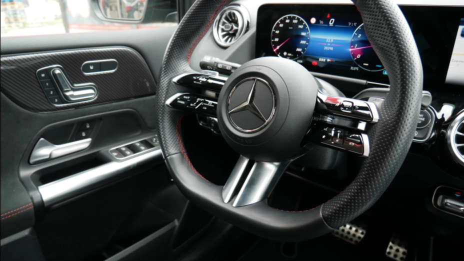 MERCEDES-BENZ B Klasa B 220 4-Matic mHEV AMG Line 8G-DCT