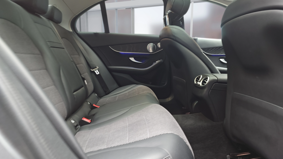 MERCEDES-BENZ C Klasa C 200 4MATIC 9G-TRONIC