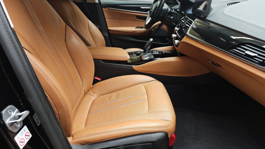 BMW Seria 5 520d xDrive mHEV Luxury Line aut