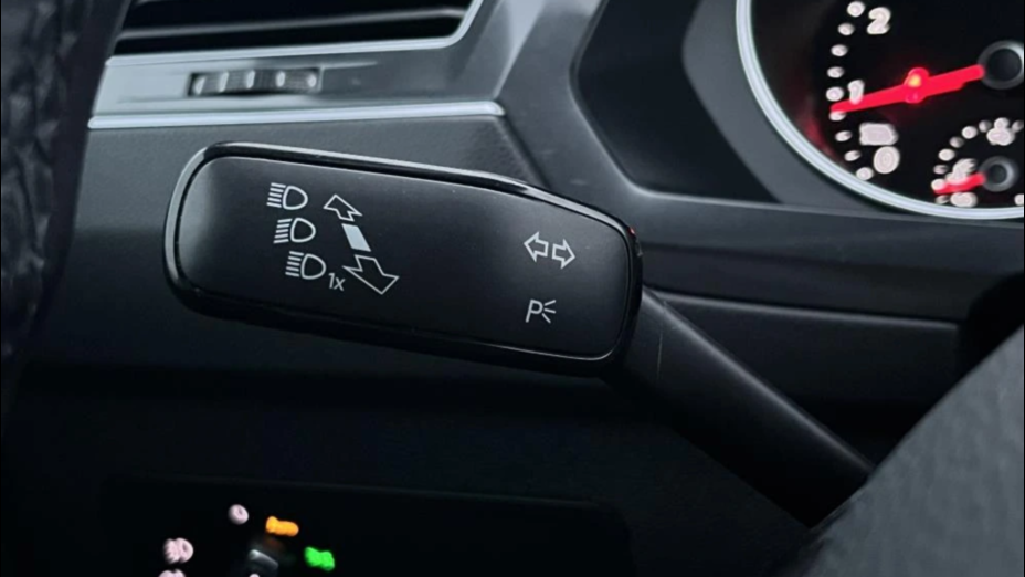 VOLKSWAGEN Tiguan Tiguan 2.0 TSI 4Mot. Comfortline DSG