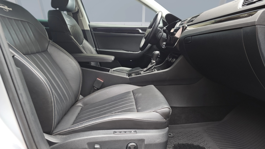 SKODA Superb Superb 2.0 TDI SCR 4x4 L&K DSG