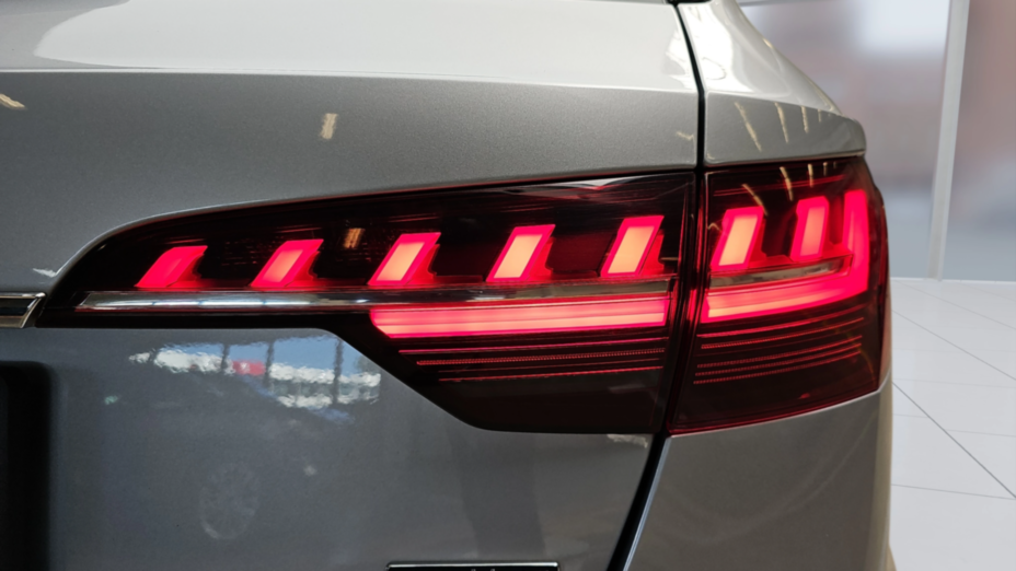AUDI A4 A4 40 TDI Quattro S tronic