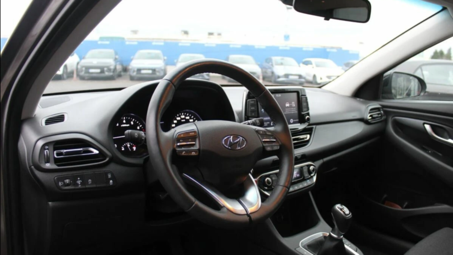 HYUNDAI i30 i30 1.0 T-GDI Smart