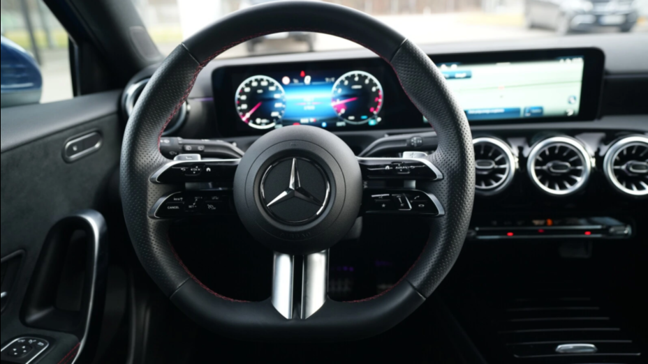 MERCEDES-BENZ A Klasa A 200 7G-DCT