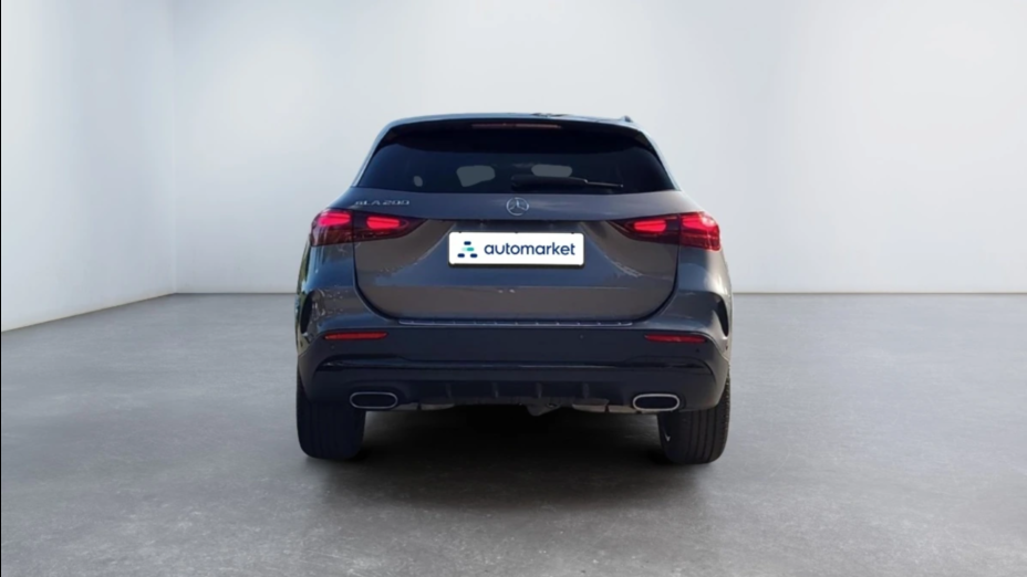 MERCEDES-BENZ GLA GLA 200 AMG Line