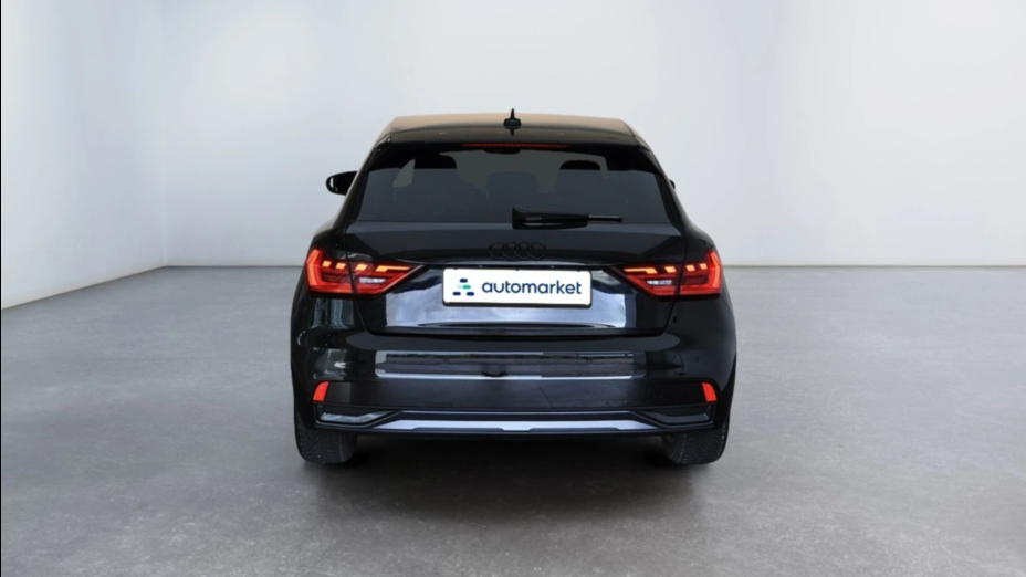 AUDI A1 A1 30 TFSI Advanced S tronic
