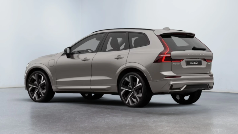 VOLVO XC60 XC60 T6 Plug-In Hybrid AWD Ultra Dark aut Nowy
