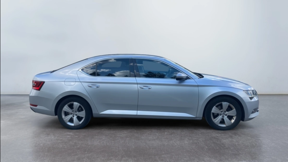 SKODA Superb Superb 2.0 TDI Ambition