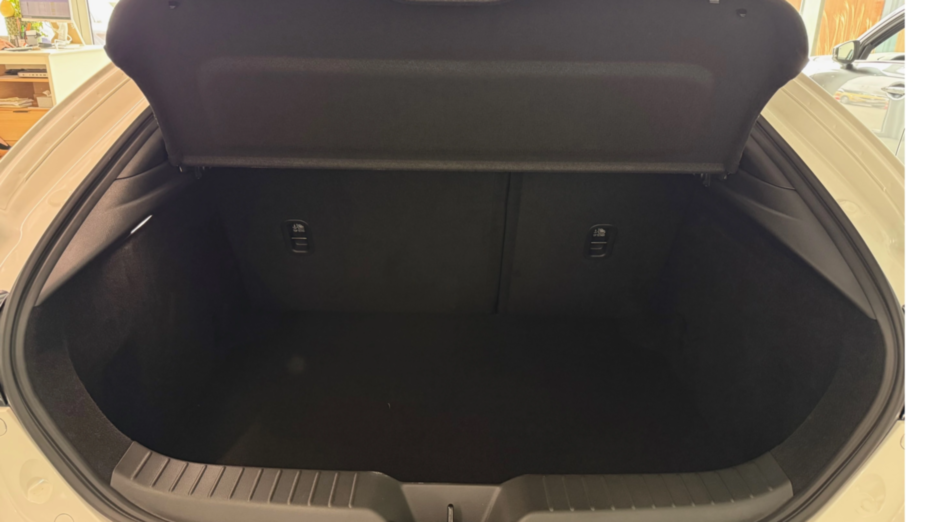 MAZDA 3 3 2.0 mHEV Exclusive-Line aut Nowy