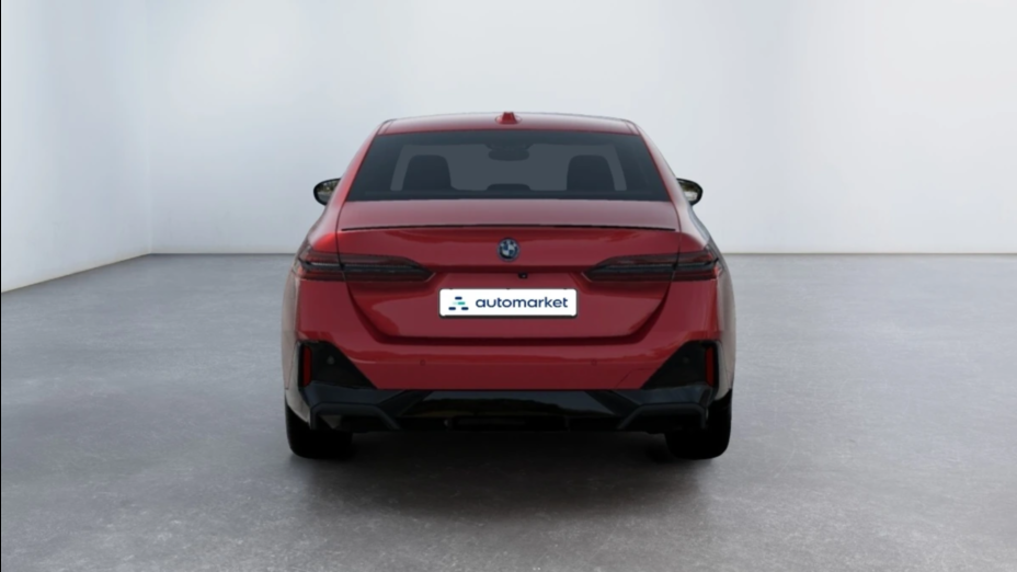 BMW Seria 5 530e xDrive PHEV M Sport aut Nowy