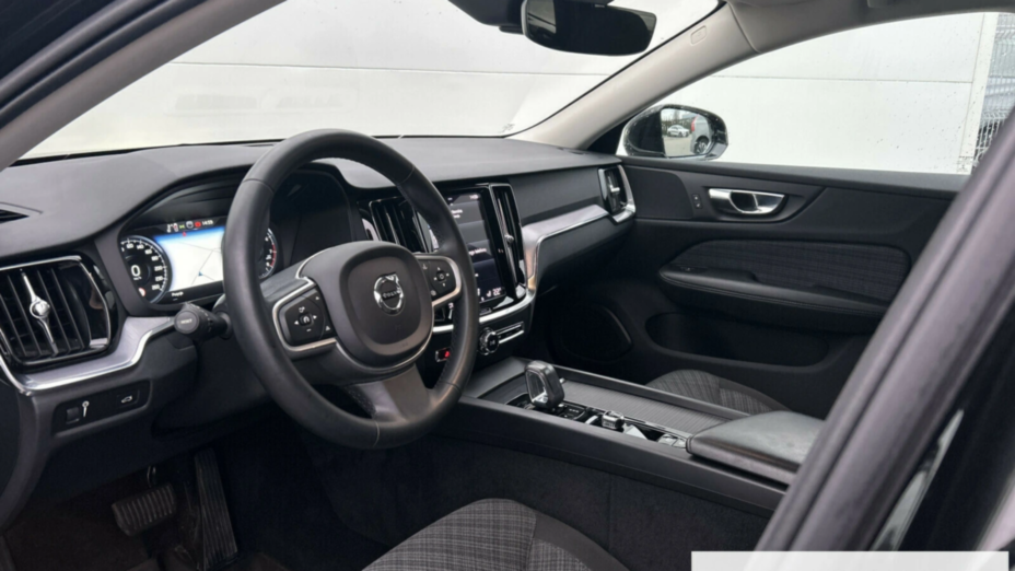 VOLVO V60 V60 B3 B Momentum Pro aut