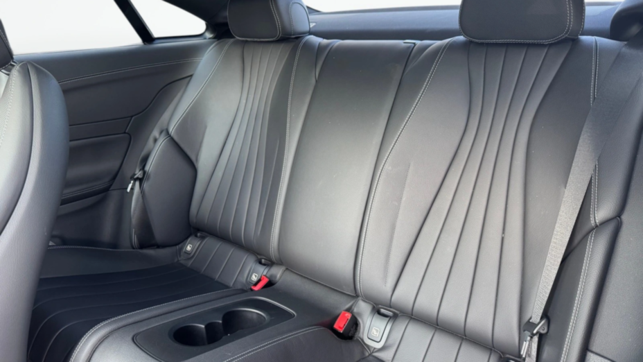 MERCEDES-BENZ E Klasa E 220 d