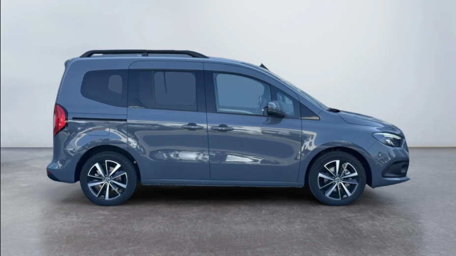 MERCEDES-BENZ T klasa T 180 d Progressive aut Nowy