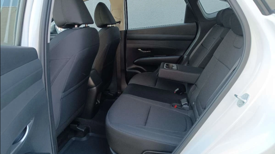 HYUNDAI Tucson Tucson 1.6 T-GDi HEV Modern 2WD aut Nowy