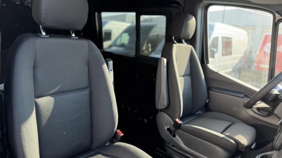 MERCEDES-BENZ Sprinter Sprinter 319 CDI Standard SELECT 9G-Tronic 907.633 11m3 Nowy