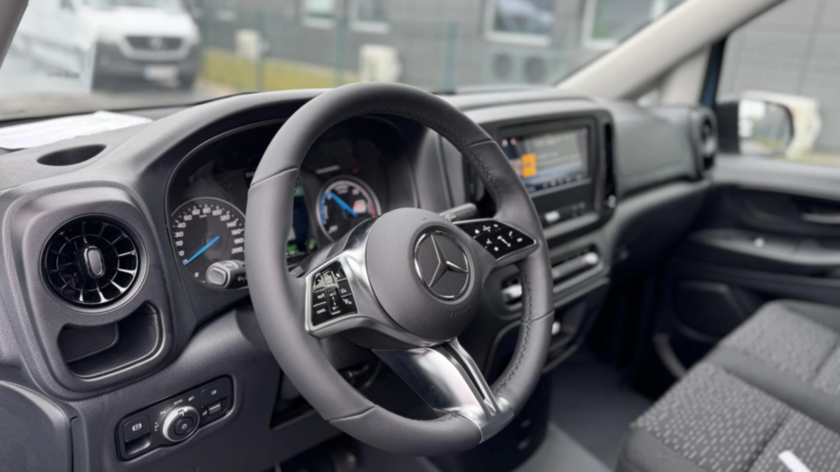 MERCEDES-BENZ Vito eVito 112 L2 60kWh 447.603 Nowy