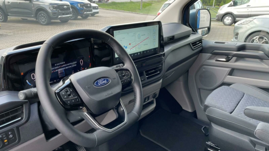 FORD Tourneo Custom Tourneo Custom 2.0 EcoBlue 320 L2 Titanium aut Nowy