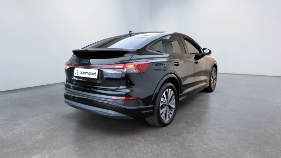 AUDI Q4 Q4 e-tron 40 77kWh Advanced