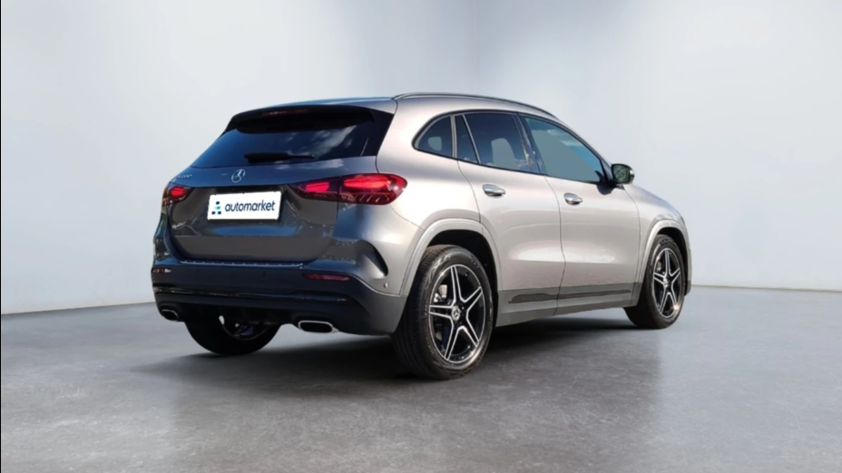 MERCEDES-BENZ GLA GLA 200 AMG Line