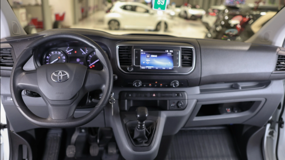 TOYOTA Proace Proace Kombi 2.0 D-4D Long 2,8t