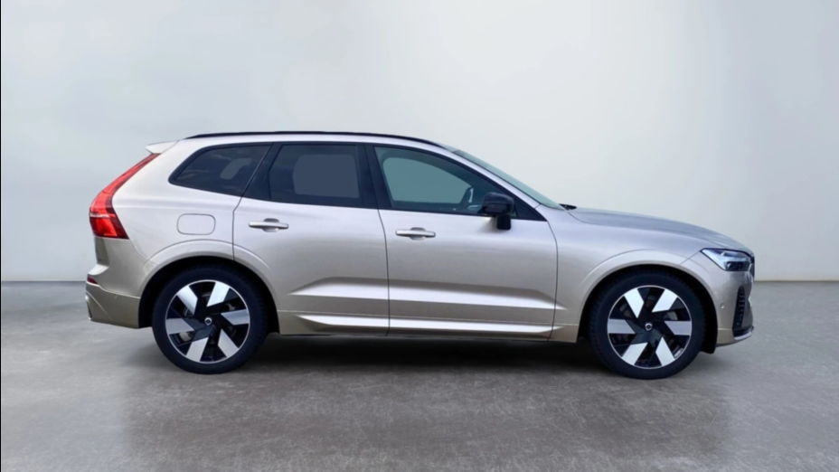 VOLVO XC60 XC60 T8 Plug-In Hybrid AWD Ultimate Dark aut