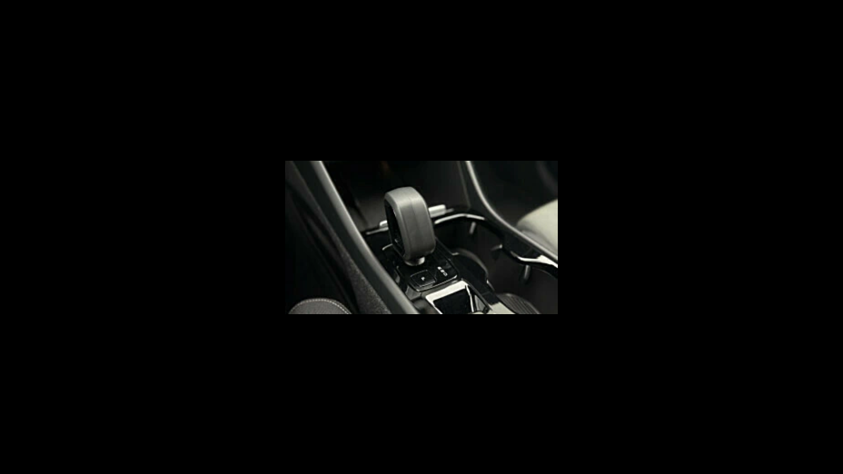 VOLVO XC40 XC40 B4 Plus Dark aut