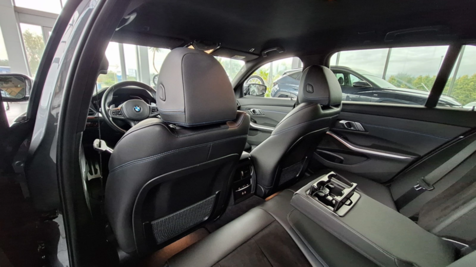 BMW Seria 3 320d xDrive mHEV M Sport sport-aut