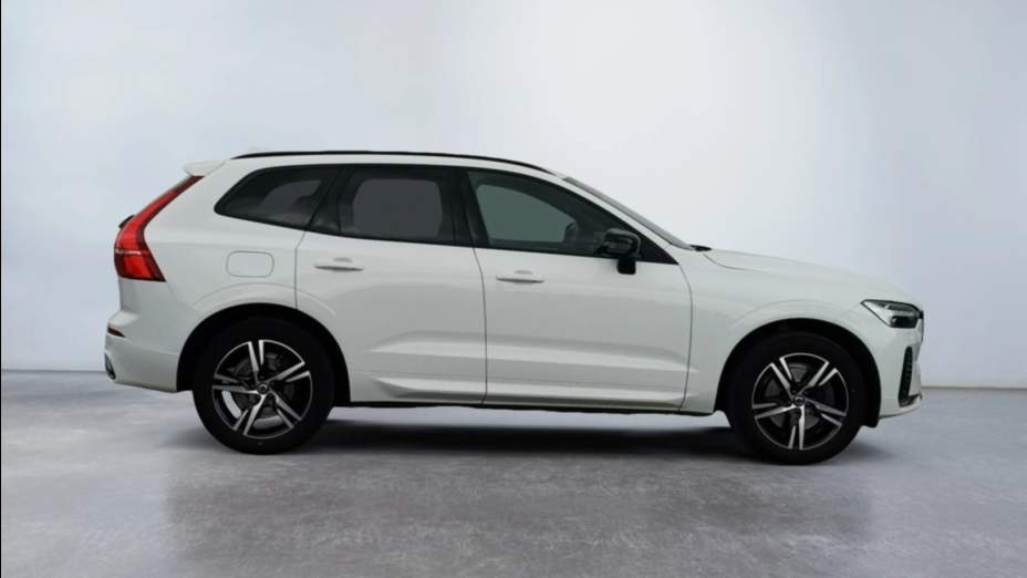 VOLVO XC60 XC60 B5 D AWD Plus Dark aut