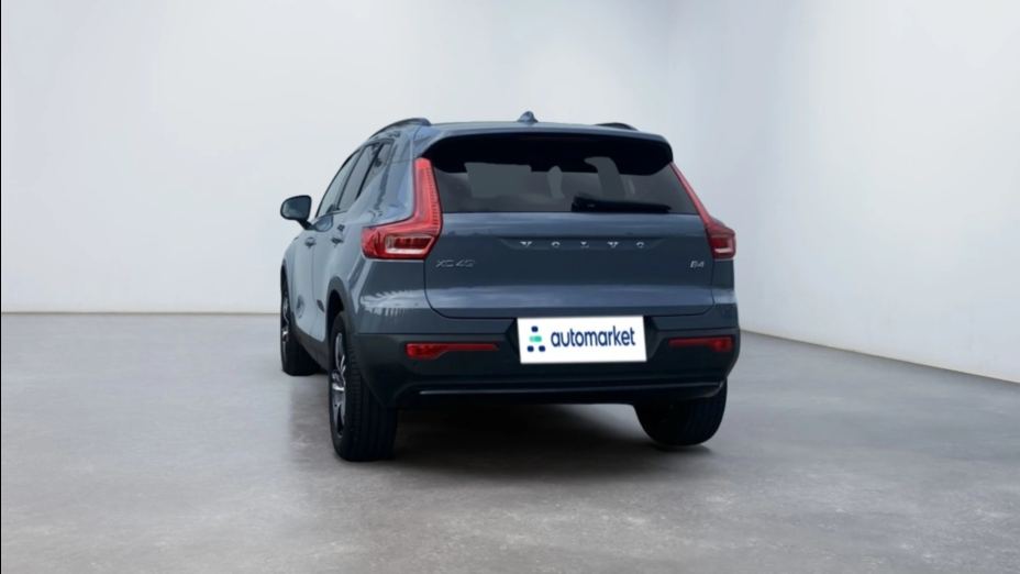 VOLVO XC40 XC40 B4 Plus Dark aut